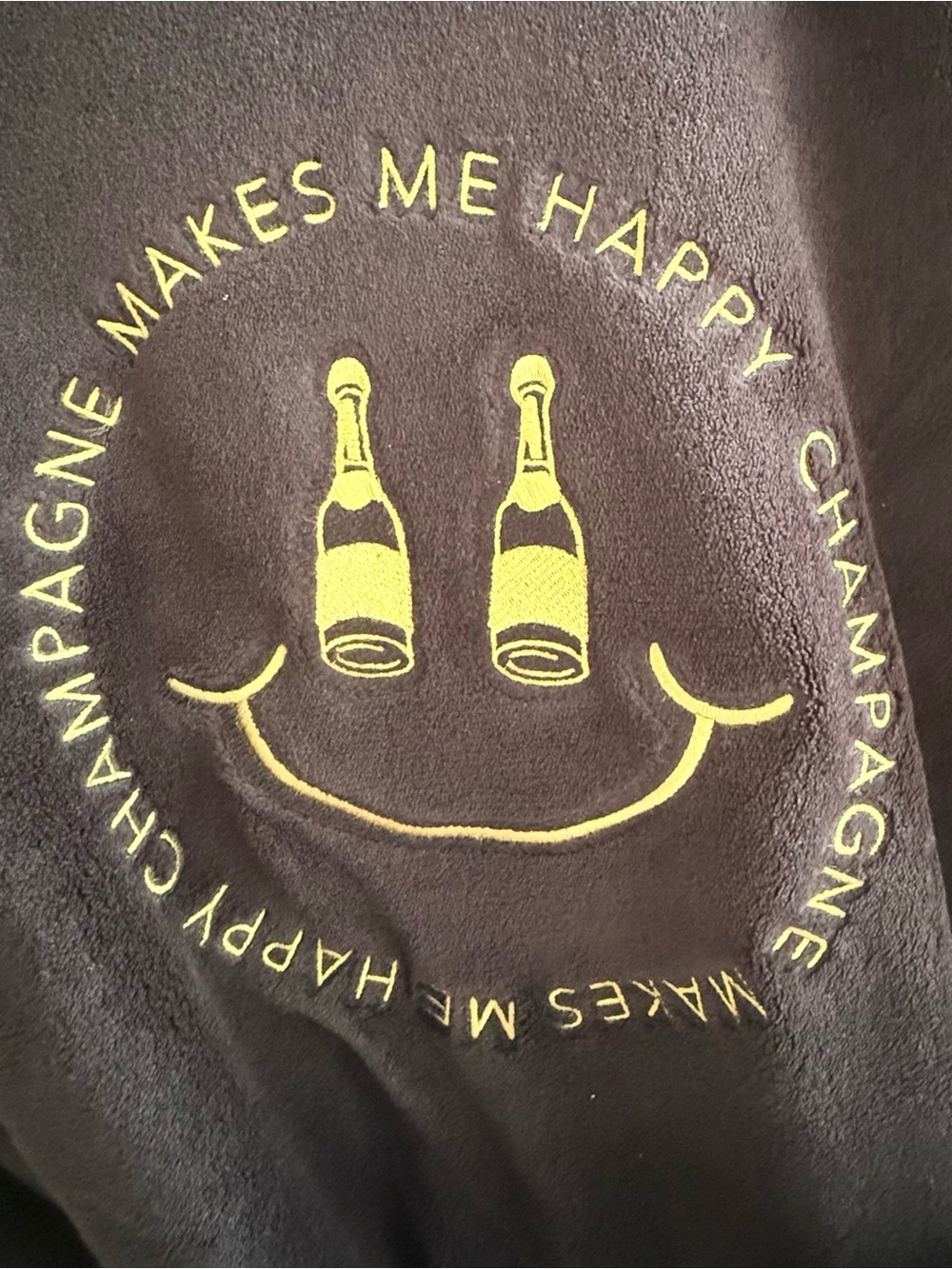 "Champagne Makes Me Happy” LUXE PLUSH ROBE- black-OSFM NEW!!